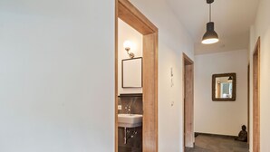 Unclassified image, 4 of 41, button - Modern Apartment in Brixen im Thale (Brixen im Thale)
