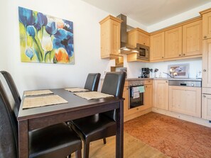 Dining - Cosy Apartment in Kirchberg With Private Terrace (Kirchberg in Tirol)