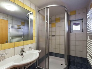 Apartment | Badezimmer