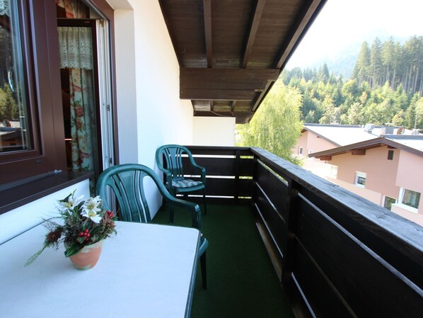 Apartment | Balcony