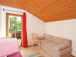 Huoneisto | 1 makuuhuone, yksilöllisesti kalustettu