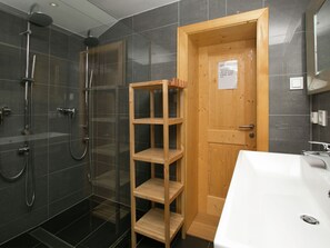 Chalet | Badezimmer