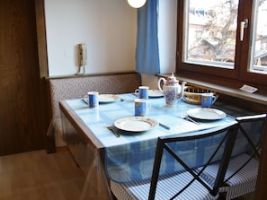 Apartment | Private kitchen | Oven, stovetop, dishwasher, electric kettle