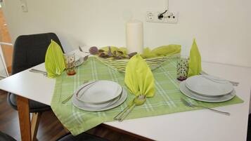 Apartment | Dining
