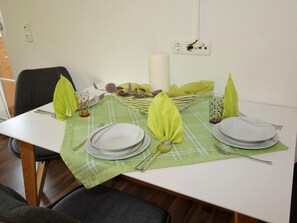 Apartment | Dining
