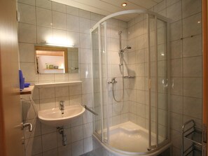 Apartment | Bathroom - Fabulous Apartment in Tyrol near Ski Slopes & Lake (Brixen im Thale)