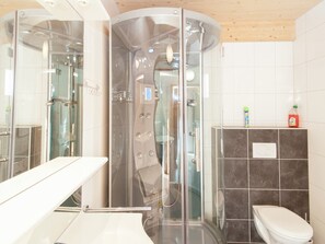 Chalet | Bathroom
