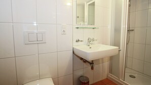 Apartment | Bathroom - Comfortable Apartment in Vandans near Skiing (Vandans)