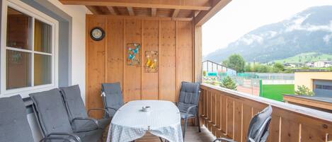 LĂ€genhet | Balkong