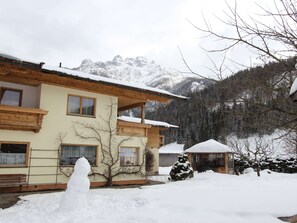 Apartment | Exterior - Apartment in Waidring Near Ski Slopes (Waidring)