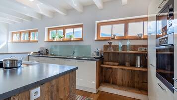 Apartment | Eigene Küche | Hochstuhl