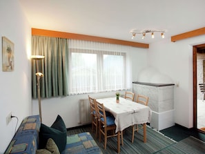 Apartment | Dining - Cozy Apartment near Ski Area in Sautens (Sautens)