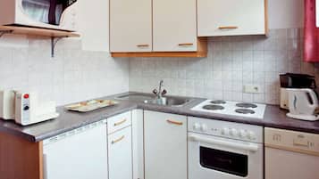 Apartment | Private kitchen | Highchair