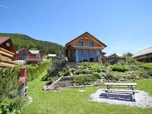 Exterior - Luxurious Chalet by the Ski-slope in Hohentauern With Infrared Sauna (Hohentauern)