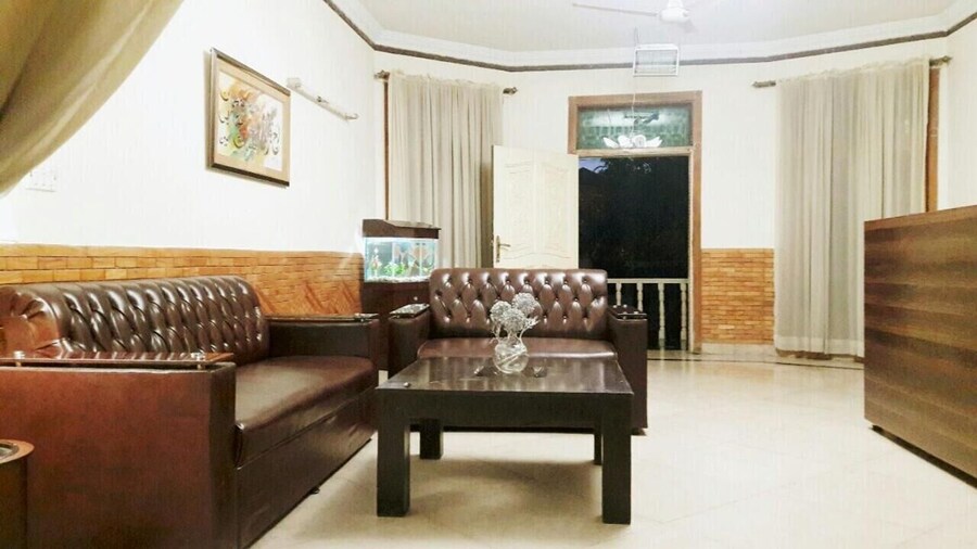 Royal Cottage Guest House