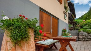 Balcony - Lovely Apartment near Ski Area in Silbertal (Silbertal)