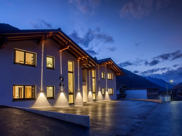 Chalet | Exterior