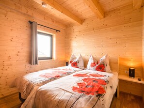 Chalet | 5 dormitorios, mobiliario individual, ropa de cama
