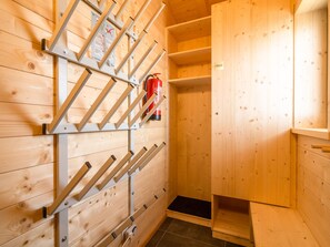Chalet | Interior