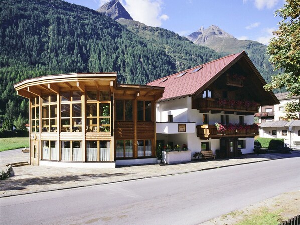 Apartment | Exterior
