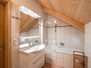 Chalet | Kamar mandi
