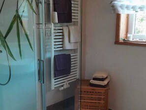 Apartment | Bathroom - Apartment in Neuhaus Near Petzen Ski Area (Neuhaus)