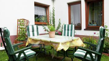 Apartment | Dining