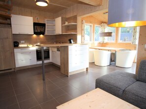 Private kitchen - Wooden Chalet in Hohentauern With Sauna (Hohentauern)