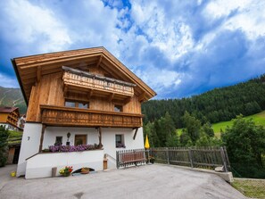 Apartment | Exterior