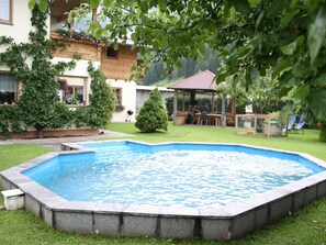 Apartment | Pool - Apartment in Waidring Near Pillerseetal Ski Area (Waidring)