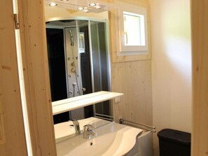 Chalet | Bathroom