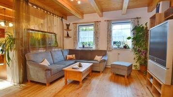 Chalet | Living area