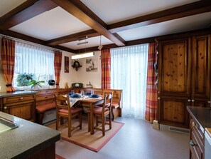 Apartment | Private kitchen - Spacious Apartment in Öblarn near Schladming Ski Area (Oeblarn)