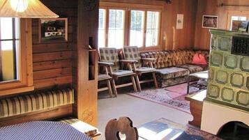 Chalet | Living room