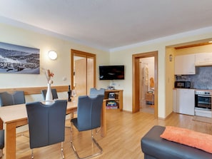 Apartment | Living room