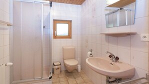 Bathroom - Lush Mansion in Gaschurn With Balcony (Gaschurn)