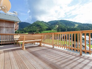 Balcony - Wooden Chalet With Wellness Centre in Hohentauern (Hohentauern)