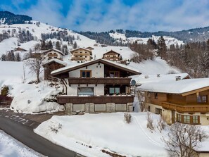 Exterior - Boutique Apartment in Tyrol With Balcony (Brixen im Thale)