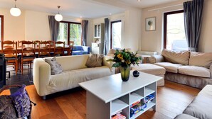 Unclassified image, 5 of 32, button - Modern Holiday Home in Salmchateau With Terrace and Garden (Vielsalm)