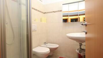 Apartment | Badezimmer