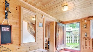 House | Reception - Holiday Home in Tyrol Near Ski Slopes (Matrei in Osttirol)