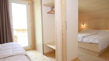 Chalet | 4 bedrooms, individually furnished