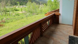 House | Balcony - Elite Mansion in Hermagor-pressegger See With Garden (Gitschtal)