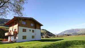Unclassified image, 3 of 32, button - Cozy Chalet near Ski Area in Kitzbuhel (Jochberg)