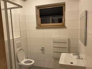 Bathroom - Stunning Chalet in Donnersbachwald Styria With Sauna (Irdning-Donnersbachtal)