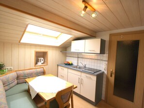 Apartment | Eigene Küche | Wasserkocher mit Kaffee-/Teezubehör, Geschirrspüler