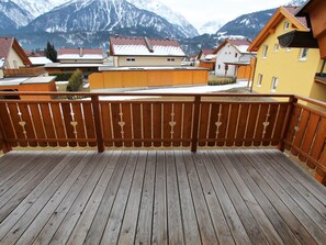 Chalet | Balcony