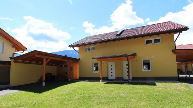 Exterior - Exclusive Chalet in Kötschach-mauthen With Private Terrace (Kotschach-Mauthen)