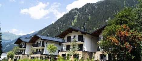 Chalet | Exterior