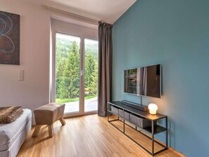 Room - Mountain View Apartment in Bad Kleinkirchheim near Ski Area (Reichenau)